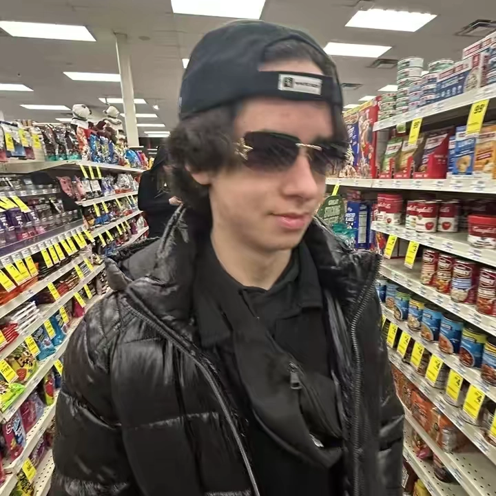 @shopwithzachdavani
