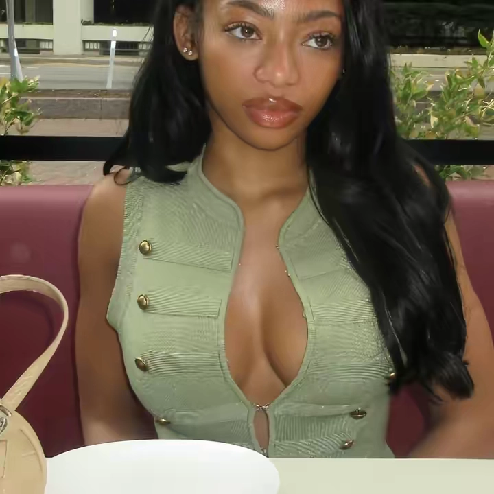 @sanaaaizhanee
