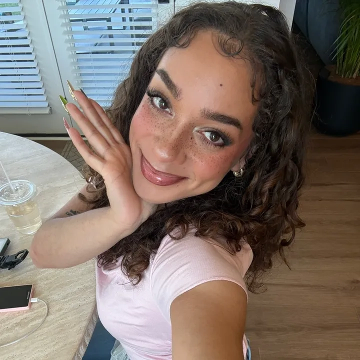@leeleesfavfinds