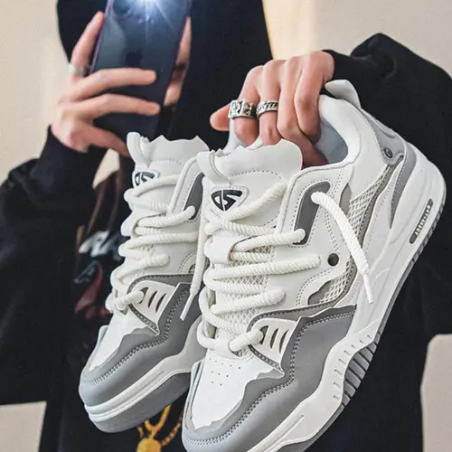 Men's Casual Athletic Thick Laces Skate Shoes Trainer, Casual Skateboarding Shoes, Letter Patched Design Low Top Skate Shoes, Contrast Mesh Design Platform Sports Shoes Sneaker