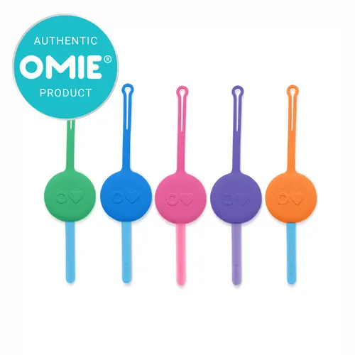 Unisex Eco-Friendly Reusable Silicone Cutlery Utensil Sets - 2-Piece Food Grade Fork & Spoon with Pod, BPA-Free Safe, CPSIA Compliant, Dishwasher Safe Kids Tableware, 9.09x6.06x0.87in, Backpack-Friendly, Secure Loop, Slit Access, TTS Compatible