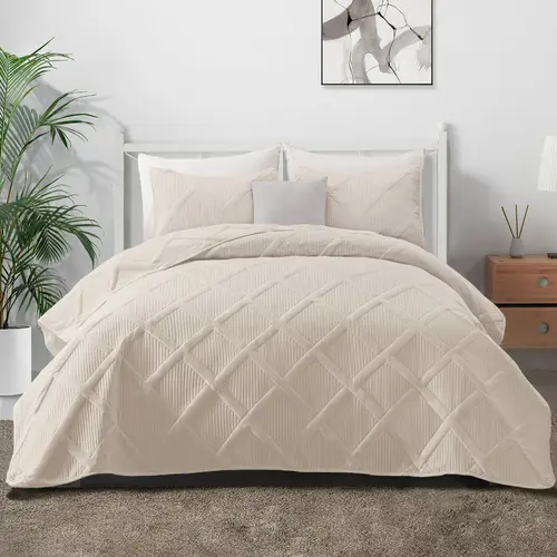 【SohoChic】Exclusivo Mezcla Ultrasonic Quilt Set, 2/3 Pieces Quilt with Pillow Shams, Lightweight Bedspreads Modern Striped Coverlet Set for All Seasons