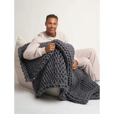 Comfrt | CuddleCloud Weighted Blanket | 20lb Hand-Knitted Weighted Blanket For Anxiety