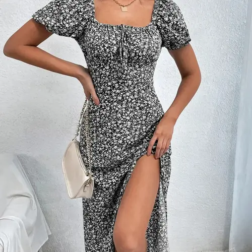 Women's French Style Ditsy Floral Print Dress, Milkmaid Dress Fashion Puff Sleeve Square Neck Ruched Dress for Daily Vacation Wear, Summer Dresses, Beach Summer Dress, Flowy Dress, Casual Chic Ruffle, Womenswear, Bohemian, Bohemian Split Dress