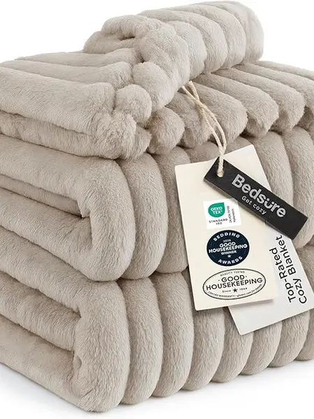 【FallPickDeals 】Bedsure Luxury  Corduroy Fleece Sleep  Blanket- Ultra Soft, Warm, Cozy Extra Soft  Baby Blanket for Sofa, Bed, Nursery Ideal Seasonal Gift Solid Yellow Color, Lightweight Comforter, House Decor, Bedroom Items, Nursery Room,sohochic