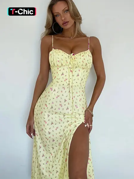 Women's Ditsy Floral Print Split Thigh Cami Dress, Boho Ruched Spaghetti Strap Midi Dress for Beach Holiday Vacation, Ladies Summer Clothes, Bodycon Fit Dress, Floral Pattern Dress, Boho Fashion Dress