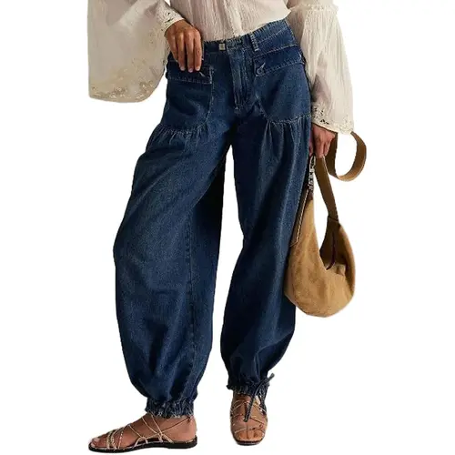 Chouyatou Women's Mid-Rise Wide-Leg Jeans with Pockets Loose Straight-Leg Drawstring Denim Pants Convertible Wide-Leg Jeans with Drawstring Cuffs