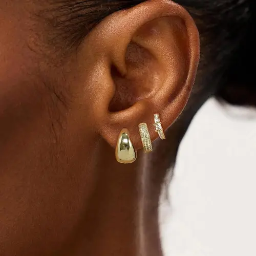 Tasiso Women's Chunky Gold Hoop Earrings Sets, 14 Plated Metal Jewelry Stack for Multi-Size Multiple Piercings, Hypoallergenic Lightweight Wear Costume Earrings,sohochic
