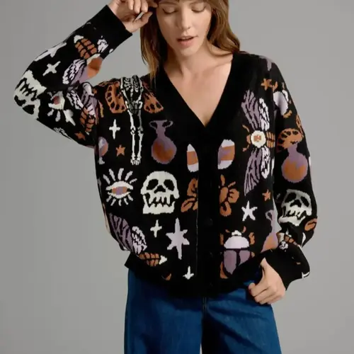 Women's Halloween Themed All Over Skull Knit Button Front Cardigan, Casual Drop Shoulder Long Sleeve V Neck Knitwear for Fall, Fashion Ladies' Knit Clothing for Daily Wear, Womenswear