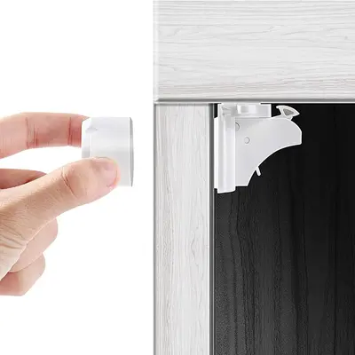 Vmaisi Baby Proofing Magnetic Cabinet Locks and Mom Tested Child Safety Latches includes Magnet Keys and 2 installation cradles designed for reuse on multiple locks,sohochic