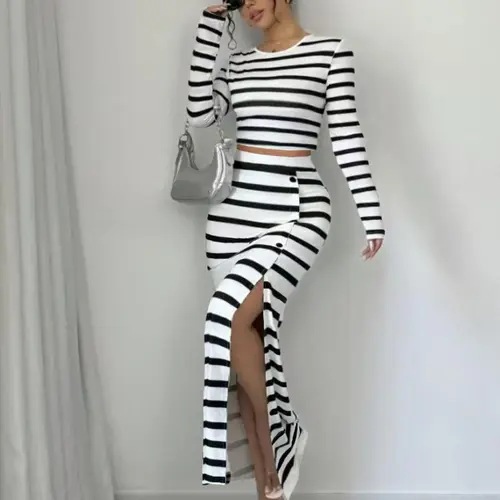 Women's Striped Crop Top & Button-Front Slit Skirt Two-Piece Set, Casual Long-Sleeve Round-Neck Top & High-Waist Skirt for Daily Wear, Women's Outfit for All Seasons