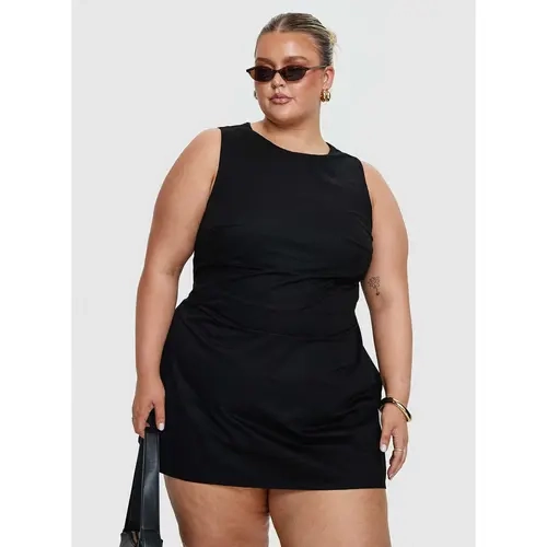 Yumiko Romper Black Curve