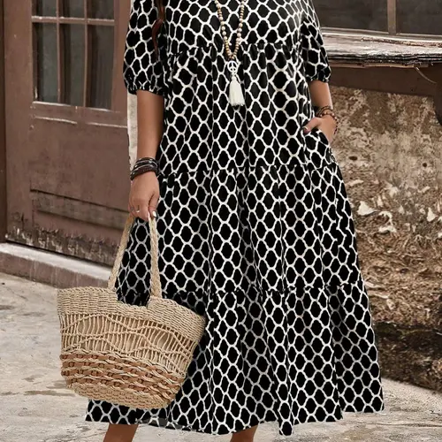 【Plus Size】 All Over Print Pocket V Neck Dress, Casual Fashion Half Sleeve Dress for Daily Outdoor Wear, Women Plus Clothing for 2025, Pocket Dress, Casual Chic Dress