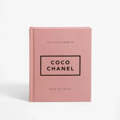 [BOOK/LIBRO] The Little Guide to Coco Chanel: Style to Live by - Orange Hippo! English Inspirational Hardcover Biography, 192 Pages of Memorable Facts & Wit, 0.5lb, 5.43" h x 4.57" l x 0.79" w, No Perfume Included, Gift for Fashion Enthusiasts, Gift For F