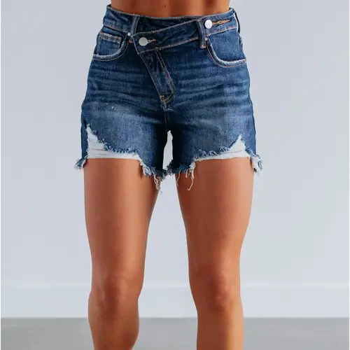 Aliyah Risen Shorts - Dark Wash
