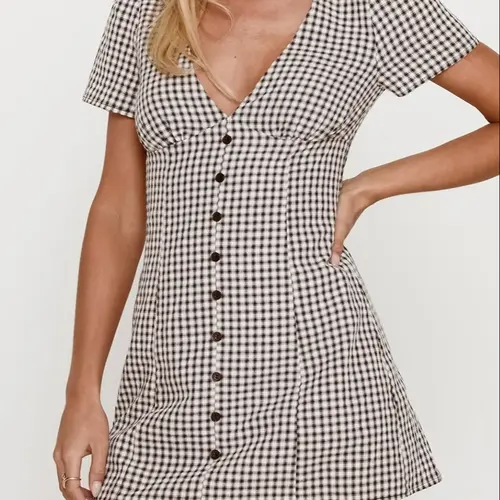 Women's Gingham Print Plaid Button Decor V Neck Dress, Casual Fashion Short Sleeve Dress for Daily Outdoor Wear, Ladies Clothes for Summer, Mini Dress, Summer Dresses