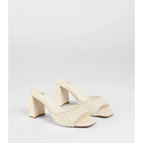 Classy And Cute Faux Pearl Block Heels