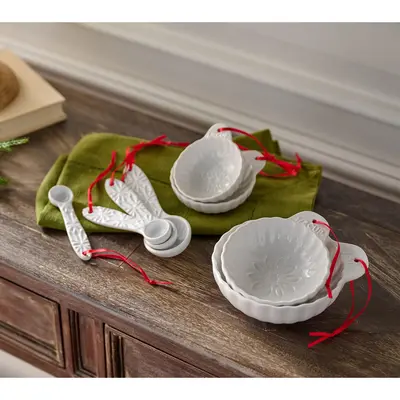 Sandra Lee 8-Piece Stamped Cups & Spoons Measuring Set