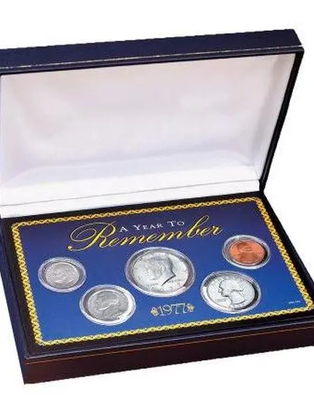 Year to Remember 1965-2017 Commemorative Coin Set