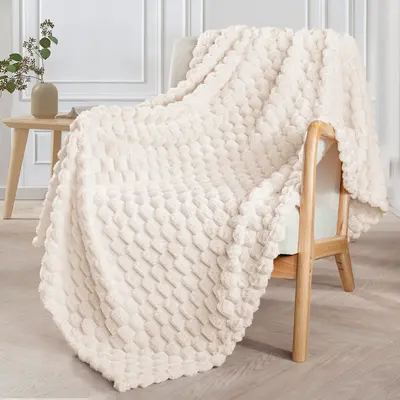 【SohoChic】Exclusivo Mezcla Soft Fleece Throw Blanket - Cozy Jacquard Design for Couch or Bed, Lightweight & Breathable, Machine Washable, Perfect for All Seasons, Room Decor, House Decor