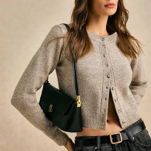 Women's Plain Minimalist Fitted Crop Sweater Basic Knit Cardigan, Casual Long Sleeve Solid Ribbed Knit Button Front Cardigan for Daily Wear, Ladies Knitwear Fabric for All Seasons, Tops, Womenswear