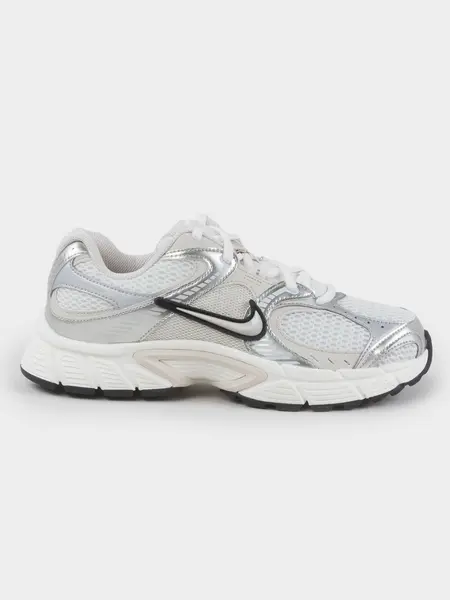 NIKE V5 RNR Womens Shoes