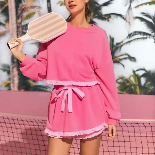 Fisoew Women's 2-Piece Sweatshirt Matching Set, Casual Color Block Loungewear with Round Neck Long Sleeve Ruffle Hem Cropped Sweatshirt & Drawstring Shorts (Sets for Women 2 Piece),sohochic