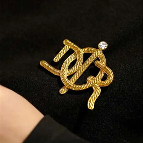Women's Rhinestone Letter Brooch Pin, Vintage Style Jewelry Gift for Women, Elegant Brooch, Fashion Accessory for All Occasions, Accessories for Women, Lapel Brooch, Alloy Brooch Pin