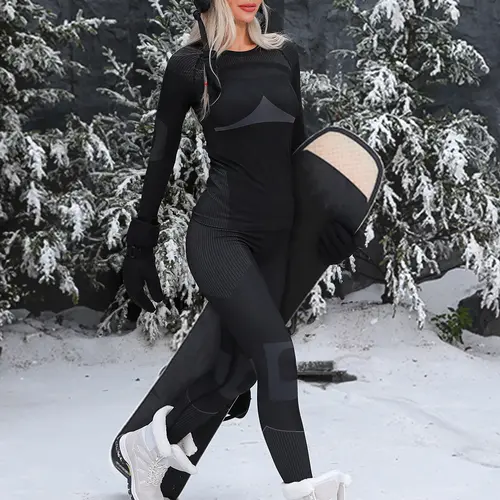 ATTRACO Fallfreshness Thermal Underwear Set for Women Long Johns Seamless Warm Base Layer Top & Bottom for Cold Weather Compression Breathable Fabric Womenswear Fit Light Outdoor Shirts Soft Yarn