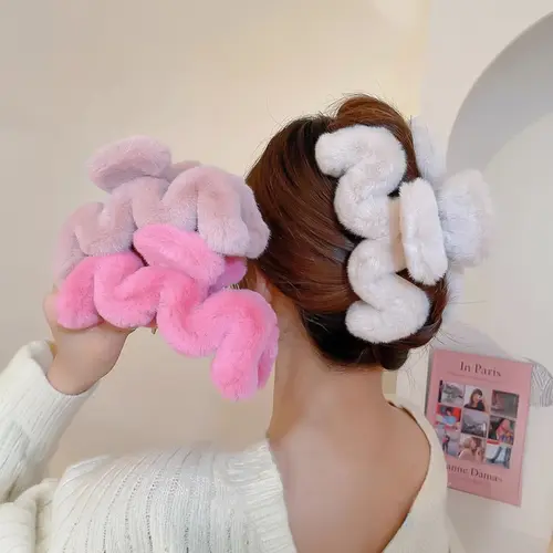 Large Plush Cloud Hair Clip, Sweet Dopaemon Style, Autumn Winter Shark Clip, Multiple Hair Volume, Cute Back-Of-Head Design, Cute Hair Accessories