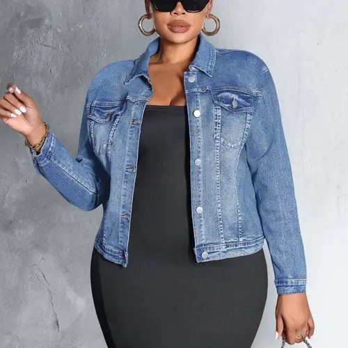 Women's Plus-Size Vintage Casual Long Sleeve Light Wash Denim Jacket with Button Closure, Stretchy Fabric, Retro Fashion All-Season Everyday Jacket for Daily Wear Fall Jackets