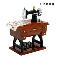 UFORU Compact Vintage Mini Sewing Machine Music Box - Retro Plastic Home Supplies Decor with Wood Grain Base, Floral Fabric Detail, Glossy Finish, Bedroom Holiday Gift for Birthdays, Housewarming