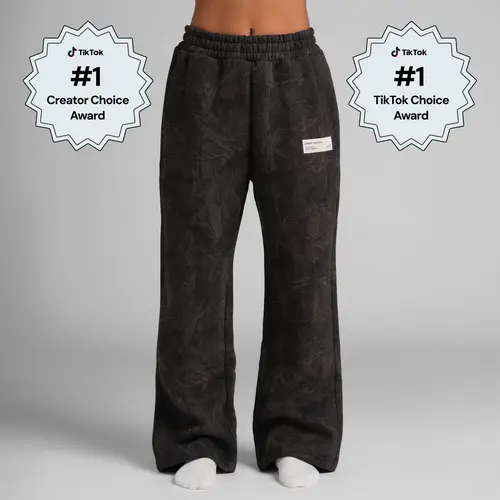 Comfrt | Camo Straight Leg Sweatpants | Relaxed Fit, Soft Camoflauge Bottom With Oversized Pockets Handcrafted