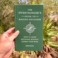The Overthinker's Guide to Making Decisions: Career & Self-Help Companion Guide for Stopping Overthink Loops, Overcoming Fear, Breaking Patterns, Building Trust & Emotional Resilience (Humanities & Social Sciences Journaling Resource)