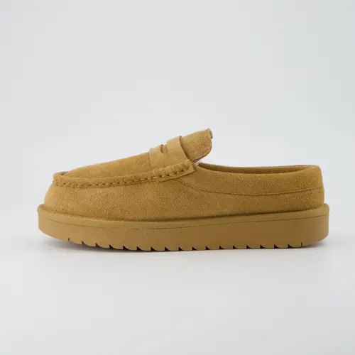 Cushionaire Ollie Genuine Suede Clogs For Women | Cozy Slip On Mule Loafers With Faux Fur Lining | Durable Suede Clogs For Everyday Outfits