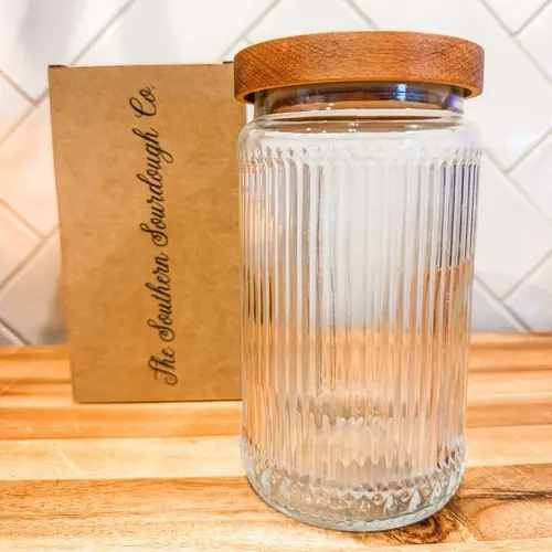 Sourdough Starter Jar with Etched Design and Wooden Lid for Baking Enthusiasts