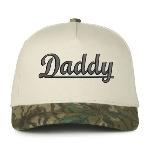 Daddy Embroidered Trucker Hat (M)