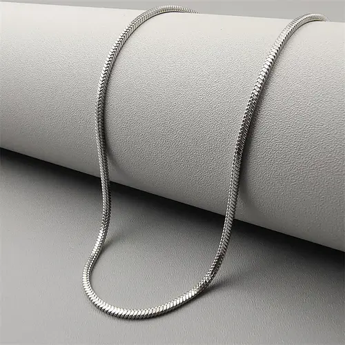 Elegant Silver Snake Chain Necklace – Timeless Style for Every Occasion Summervibes