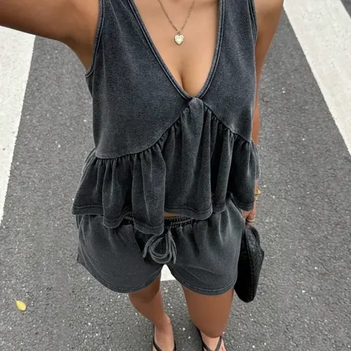 Women's Fashion Basic Two-Piece Set, Sleeveless V-Neck Loose Tank Top and Shorts, Casual Everyday Set for Tea Time, Streetwear and Vacations, Womenswear
