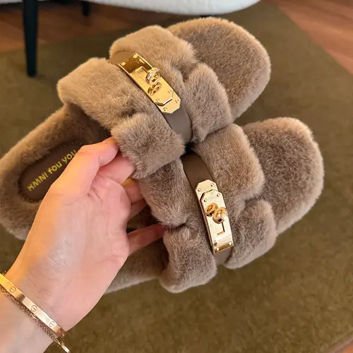 Women's Fuzzy Fur Lined Closed Toe Footwear - Warm Fabric Casual Wear Slide Slippers with Metal Buckle, Warm Home Shoes,sohochic