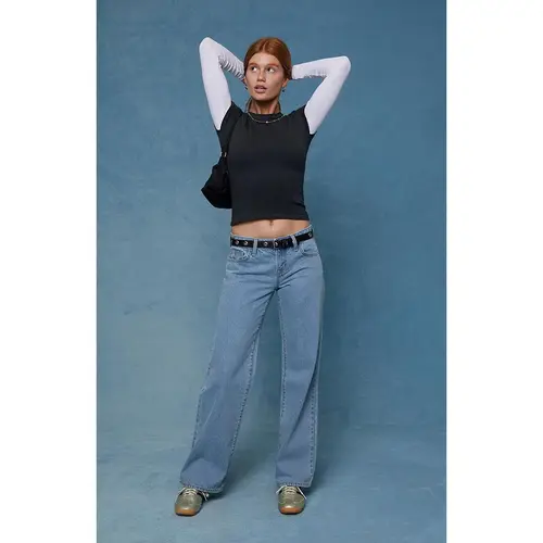 Pacsun Women's Zoe Low Rise Girlfriend Jeans Light Blue Wash