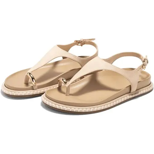 Coutgo Women's Cute T-Strap Flat Rubber Sandals with Toe Ring, Comfortable Summer Beach Flip Flops for Women, Flipflop, Women's Sandals,back to school,back to school haul,sohochic
