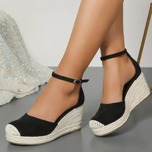 Pair of Large Size Women's Casual High Heel New Round Toe Closed Heeled Wedge Thick Sole Buckle Fashionable Stylish Classic Elegant Simple Comfortable Daily Wedge Thick Sole Sandals