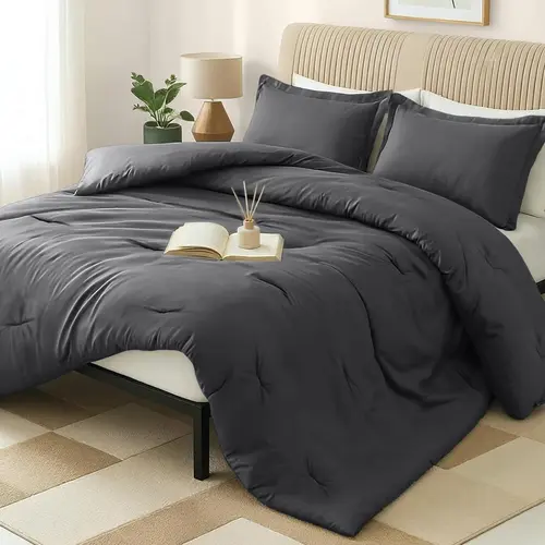 Utopia Bedding 3-Piece Down Alternative Comfy Quilt Set - Soft Bedding Set for Home Room Decor