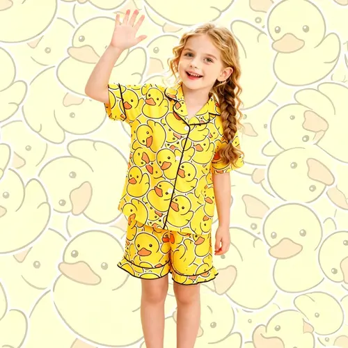 2-piece set of children's yellow bottom small yellow duck pattern printed short sleeved shorts with soft collar design, button closure elastic waistband, home daily casual sleepwear set, Cartoon Print Pajama, Duck Pjs, Cartoon Pattern Pajamas