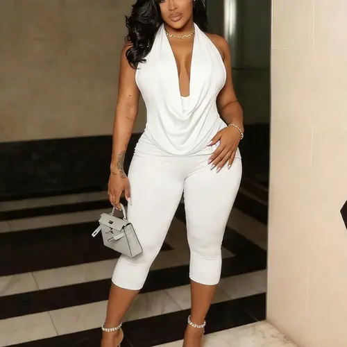Women's Two-Piece Set, Chic Halter Backless Fitted Top & High Waist Capri Pants, Trendy Outfit, Perfect for Dates & Vacations