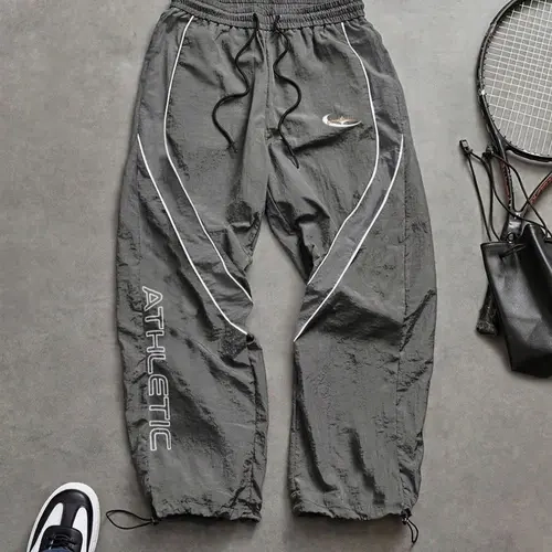 Men's Sporty Casual Long Pants, Athleisure Style Bottoms, 100% Polyester, Colorblock Curved Lines, Quick-Dry Breathable, Elastic Drawstring Waist + Cuffed, Loose Fit Street Style Joggers, Casual Athletic Jogging