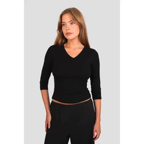 V Neck 3/4 Sleeve Top