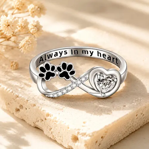 Elegant Glittering Statement Ring - Diamond-Encrusted Puppy Paw Print, Heart Shape Cat Paw Design Costume Jewelry for Archery Enthusiasts' Leisure Outdoor Keepsake Accessory, Gift Idea
