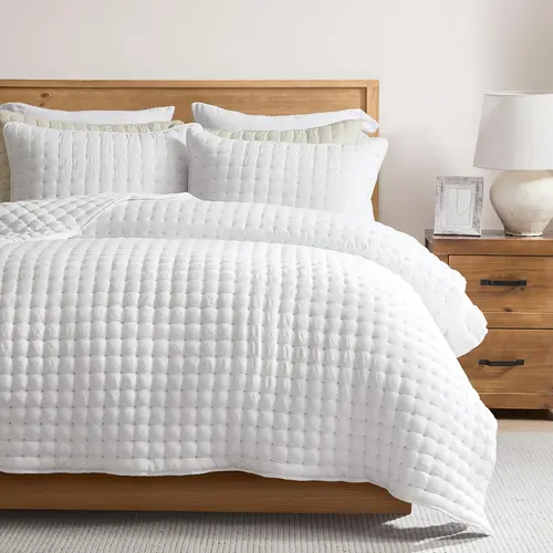 WDCOZY Cross-Stitch Design Quilt Bedding Set – California King/King/Queen/Twin, 2 Pillow Shams, Lightweight Soft Bedspread/Coverlet, All-Season Summer Luxury,Fall Bedroom Refresh,Cozy Bedroom,home decor